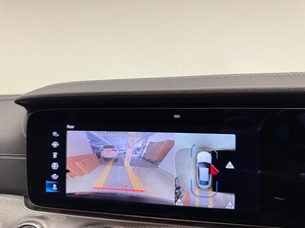Mercedes-Benz E-Class view 15