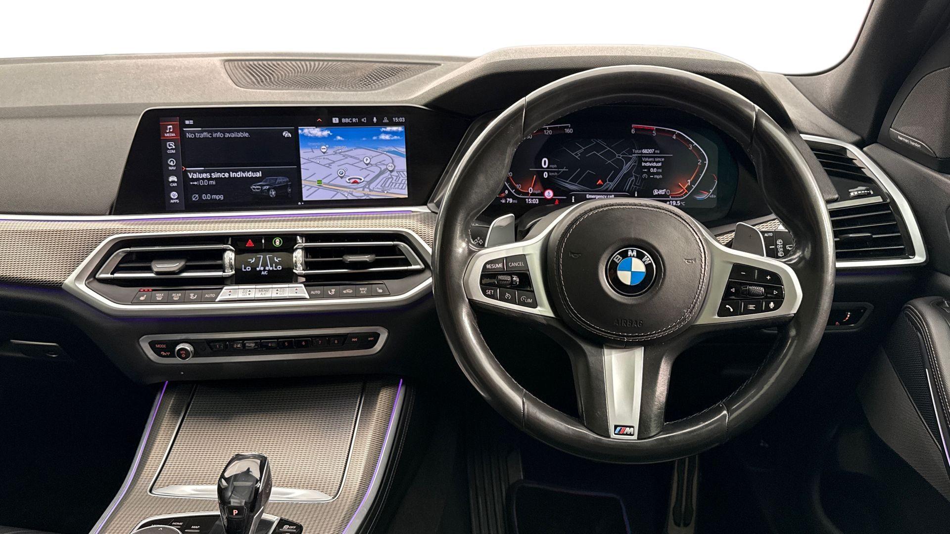 BMW X5 view 5