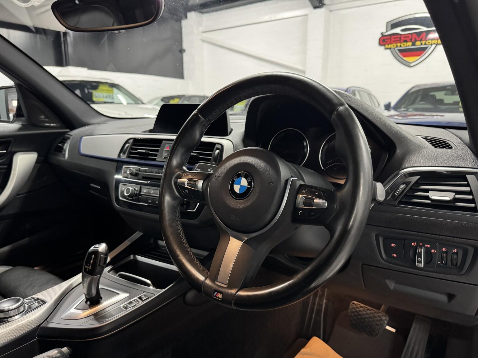 BMW 1 Series view 13