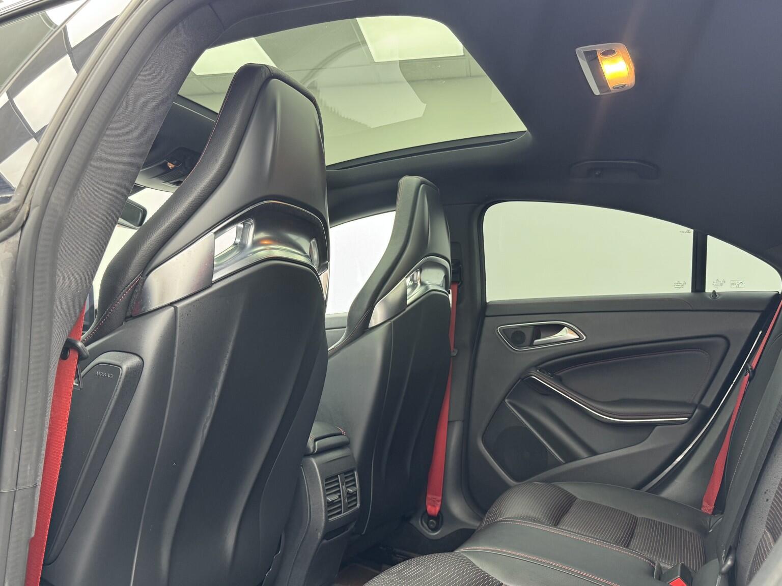 Mercedes-Benz Cla view 41