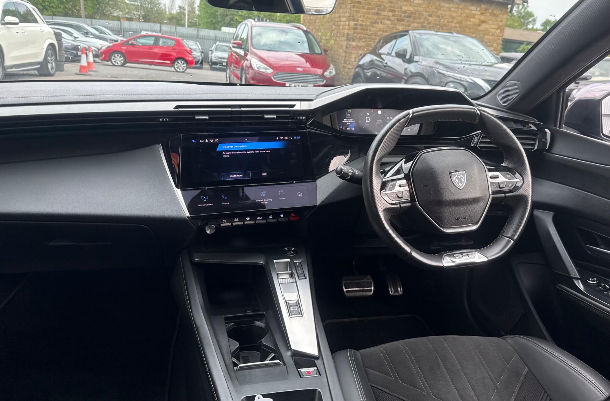 Peugeot 308 view 18