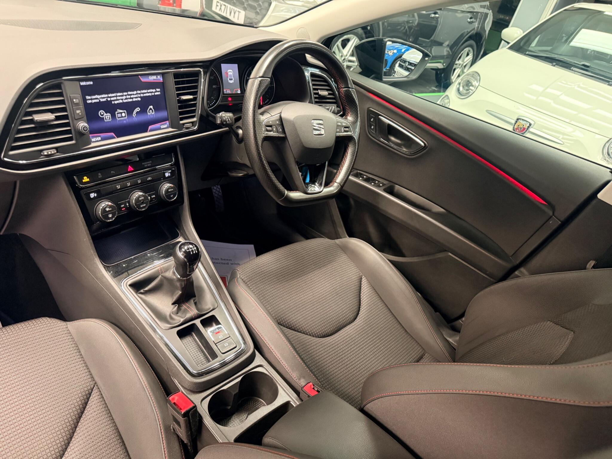 Seat Leon view 3