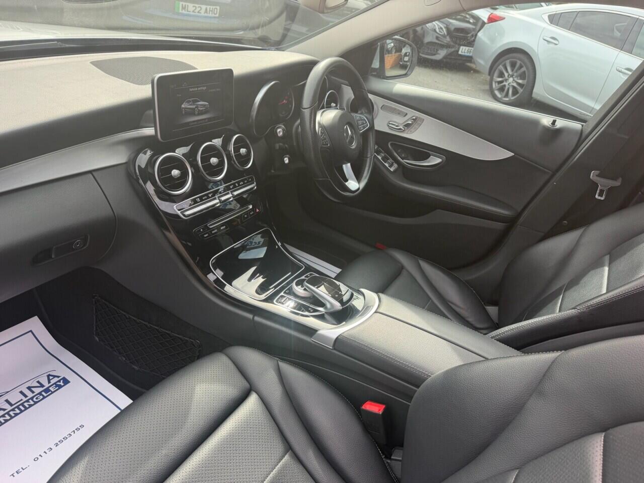 Mercedes-Benz C-Class view 7