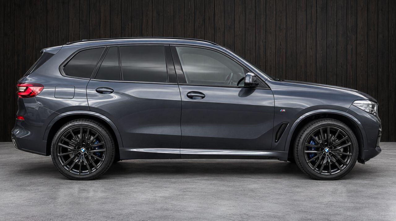 BMW X5 view 4