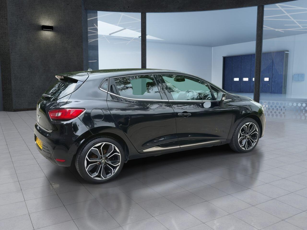 Renault Clio view 8