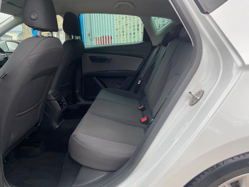 2019 SEAT Leon 1.6 TDI SE Dynamic Euro 6 (s/s) 5dr • 88,500 miles image 16