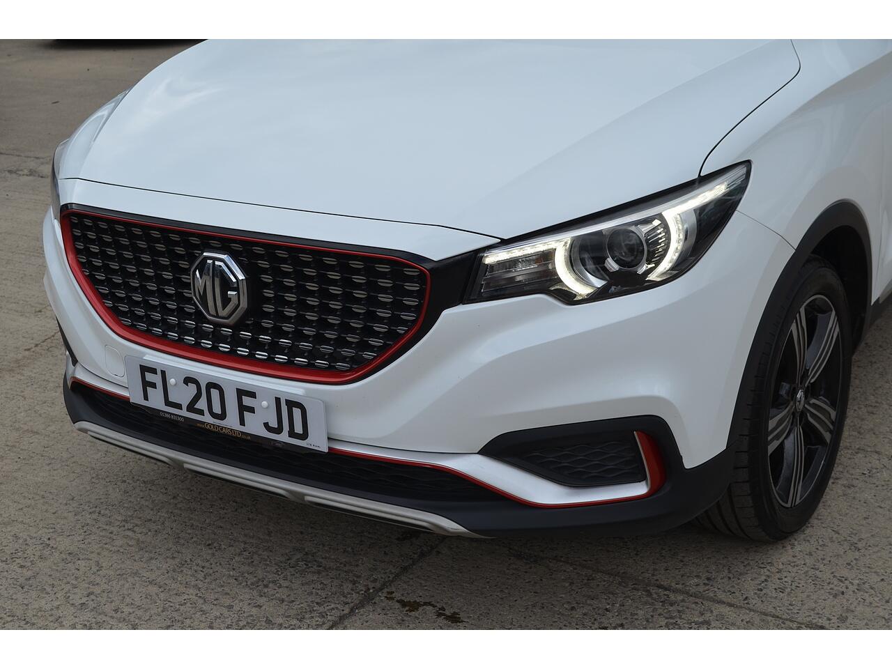 MG ZS view 40