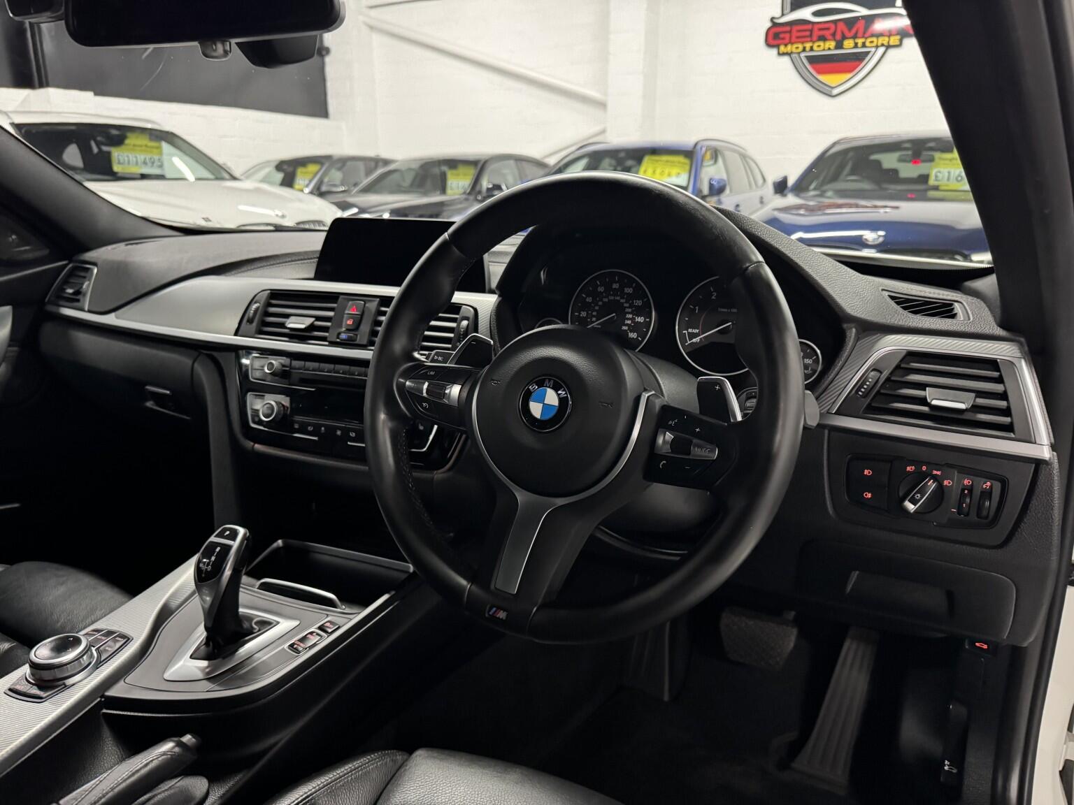 BMW 3 Series view 10