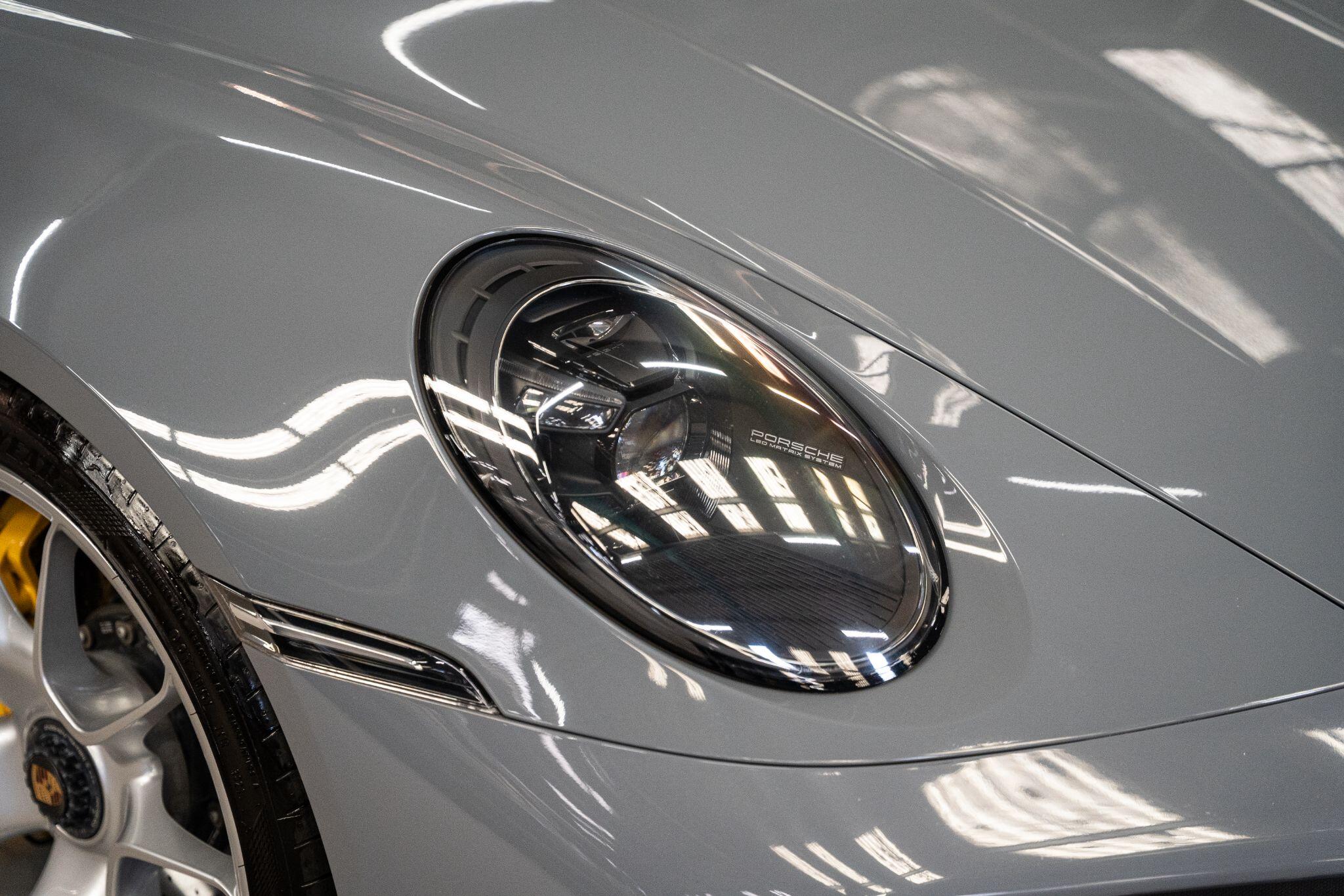 Porsche 911 view 53