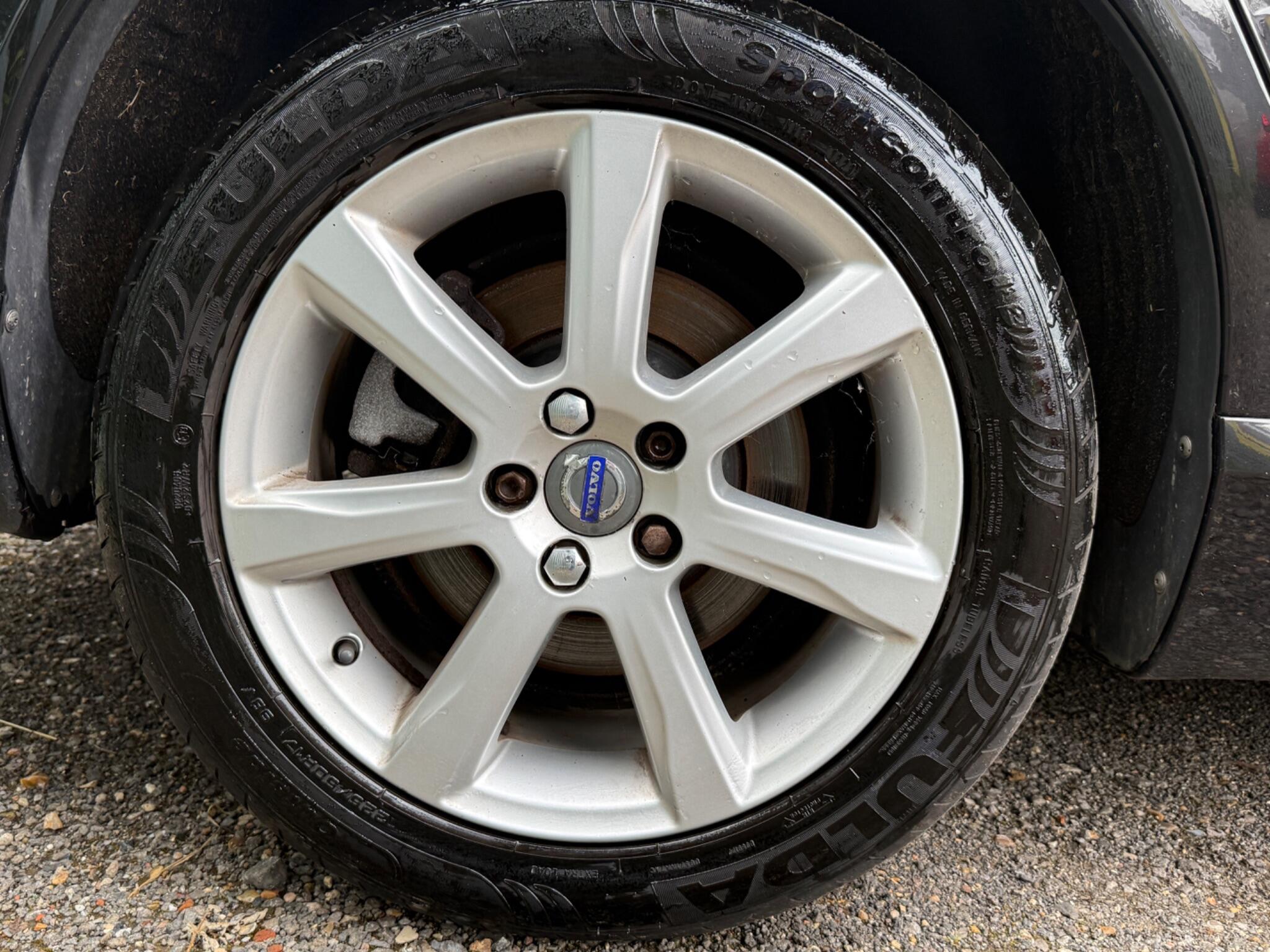 2015 Volvo S80 image 36