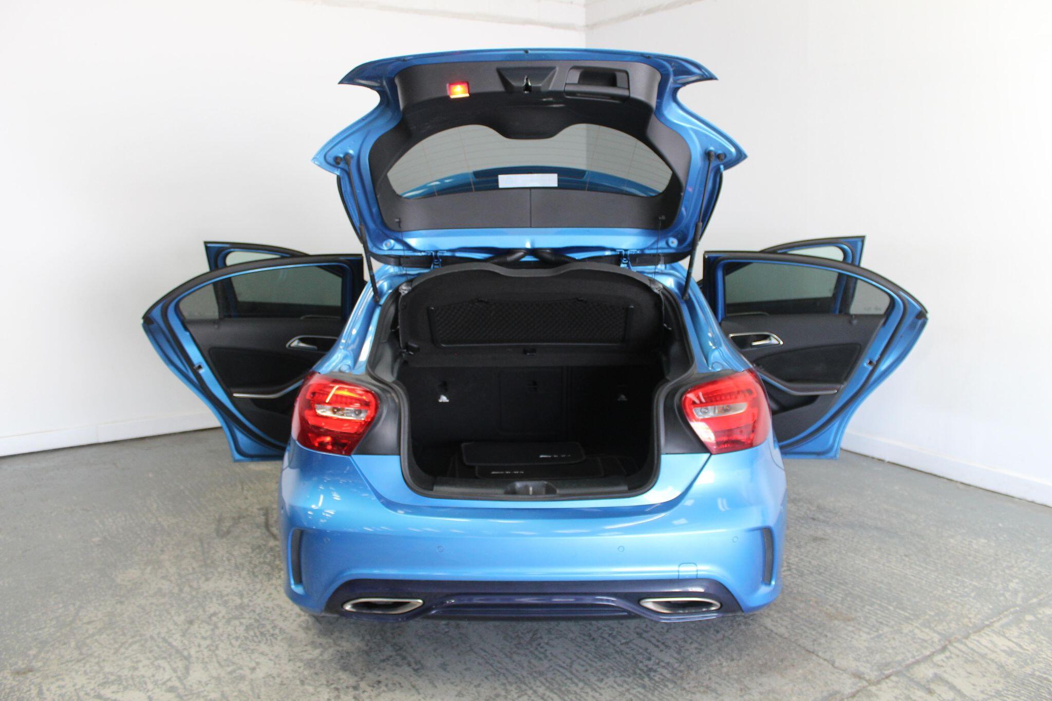 Mercedes-Benz A-Class view 22