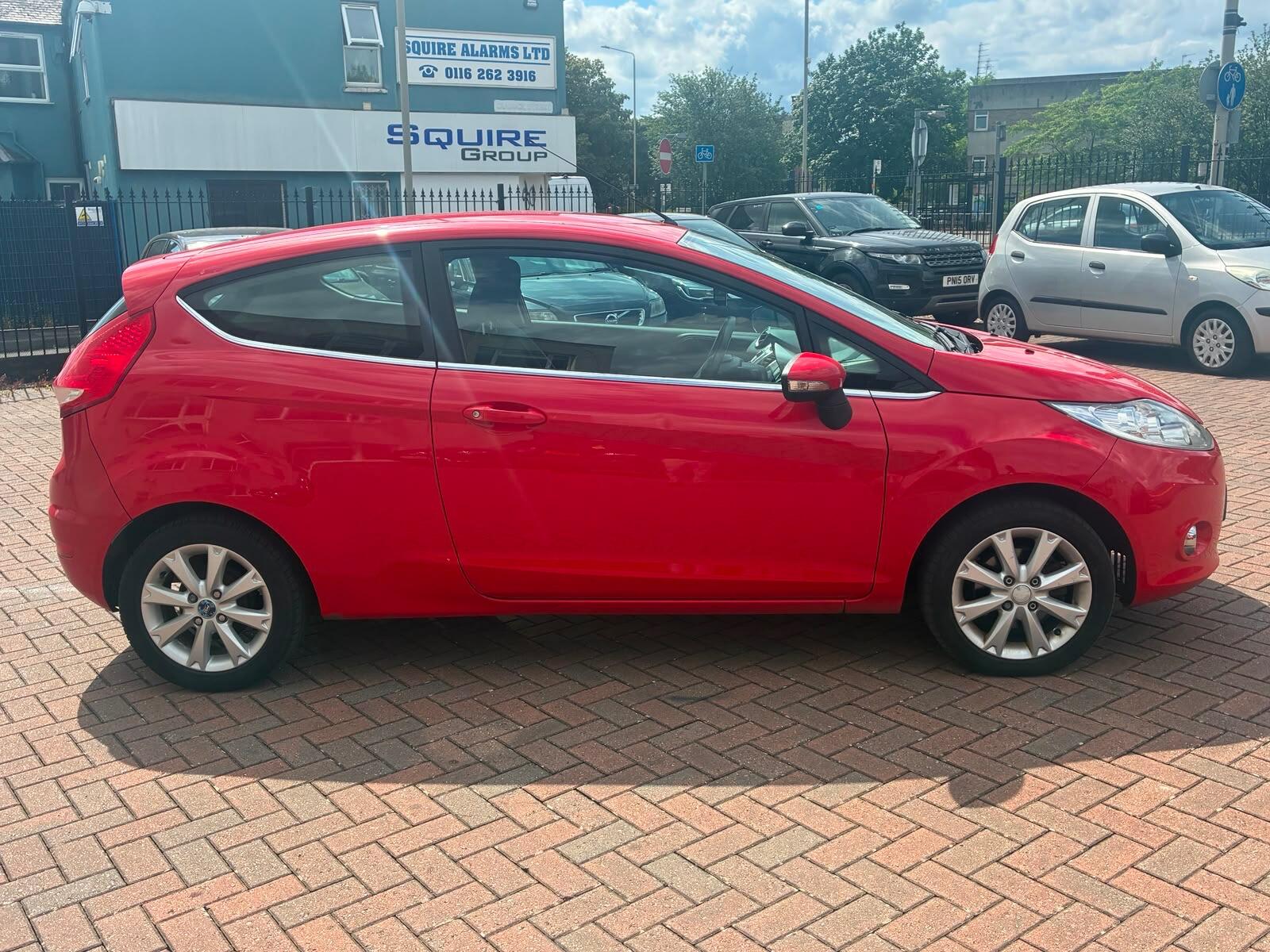 Ford Fiesta view 3
