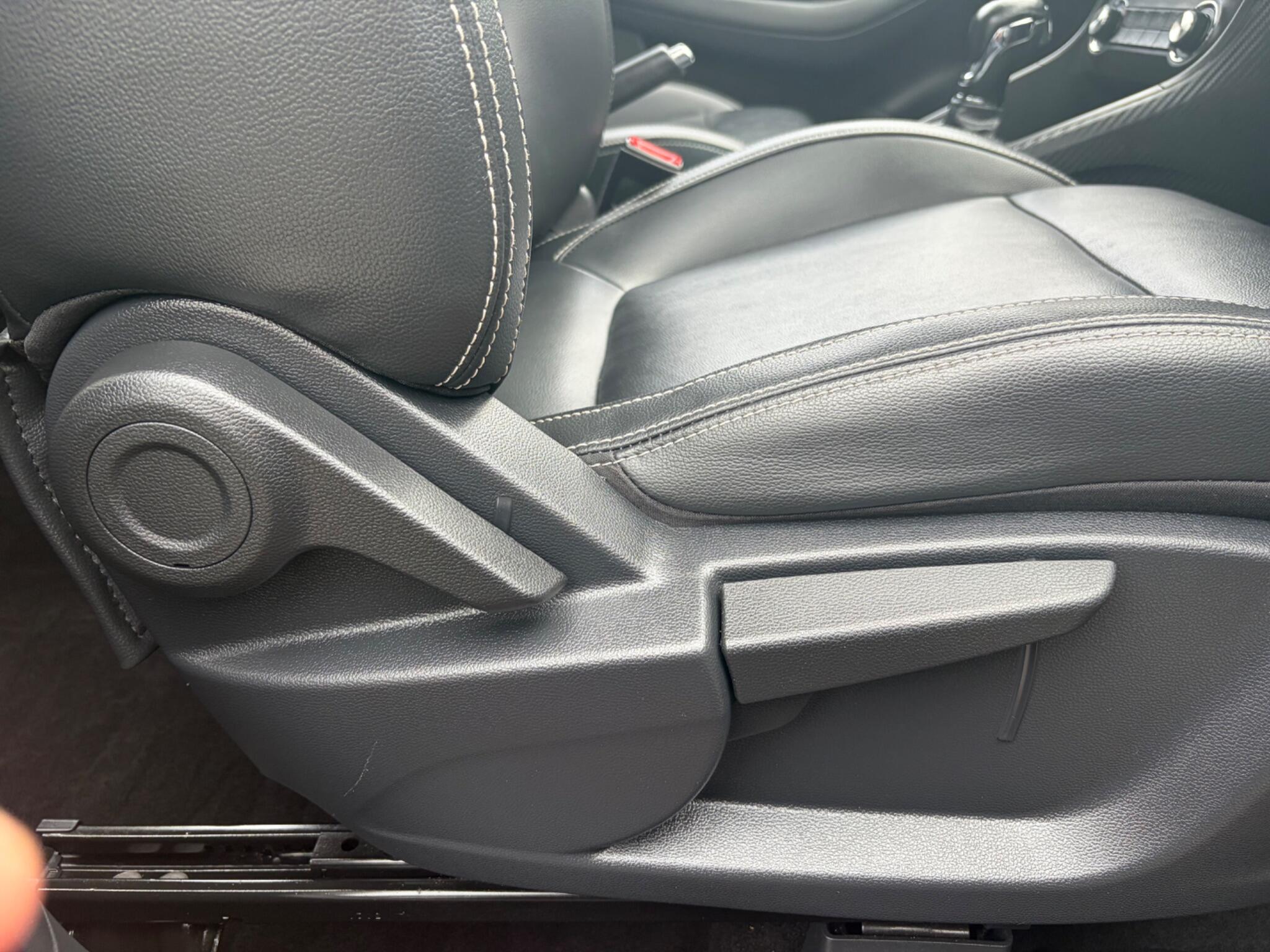 MG ZS view 44