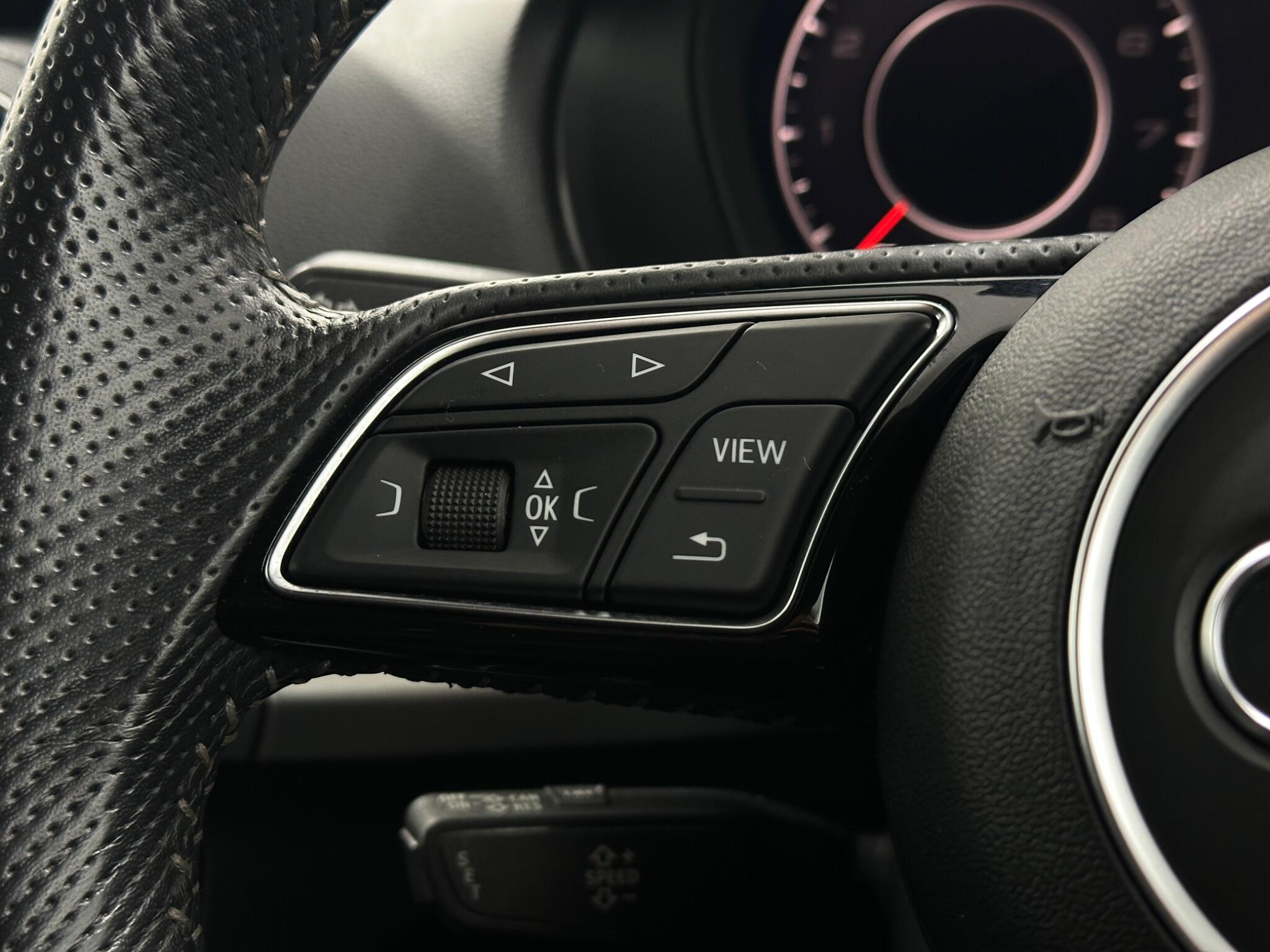 Audi Q2 view 14