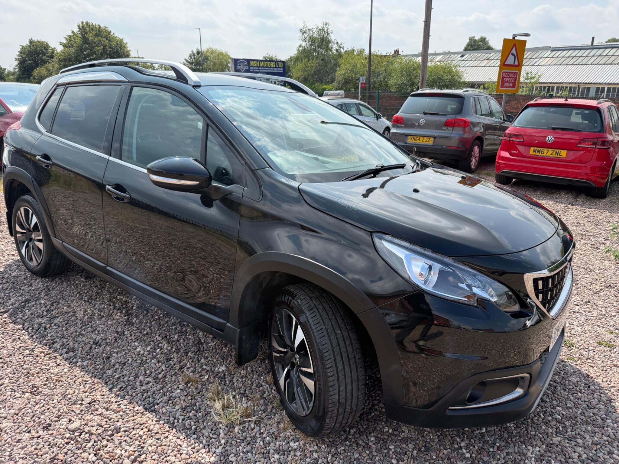 Peugeot 2008 view 18