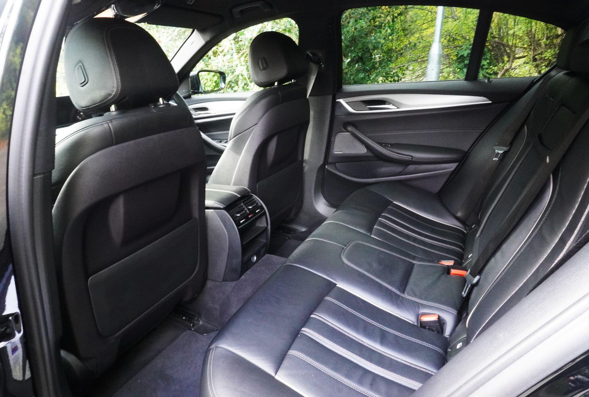 BMW 5 Series view 75