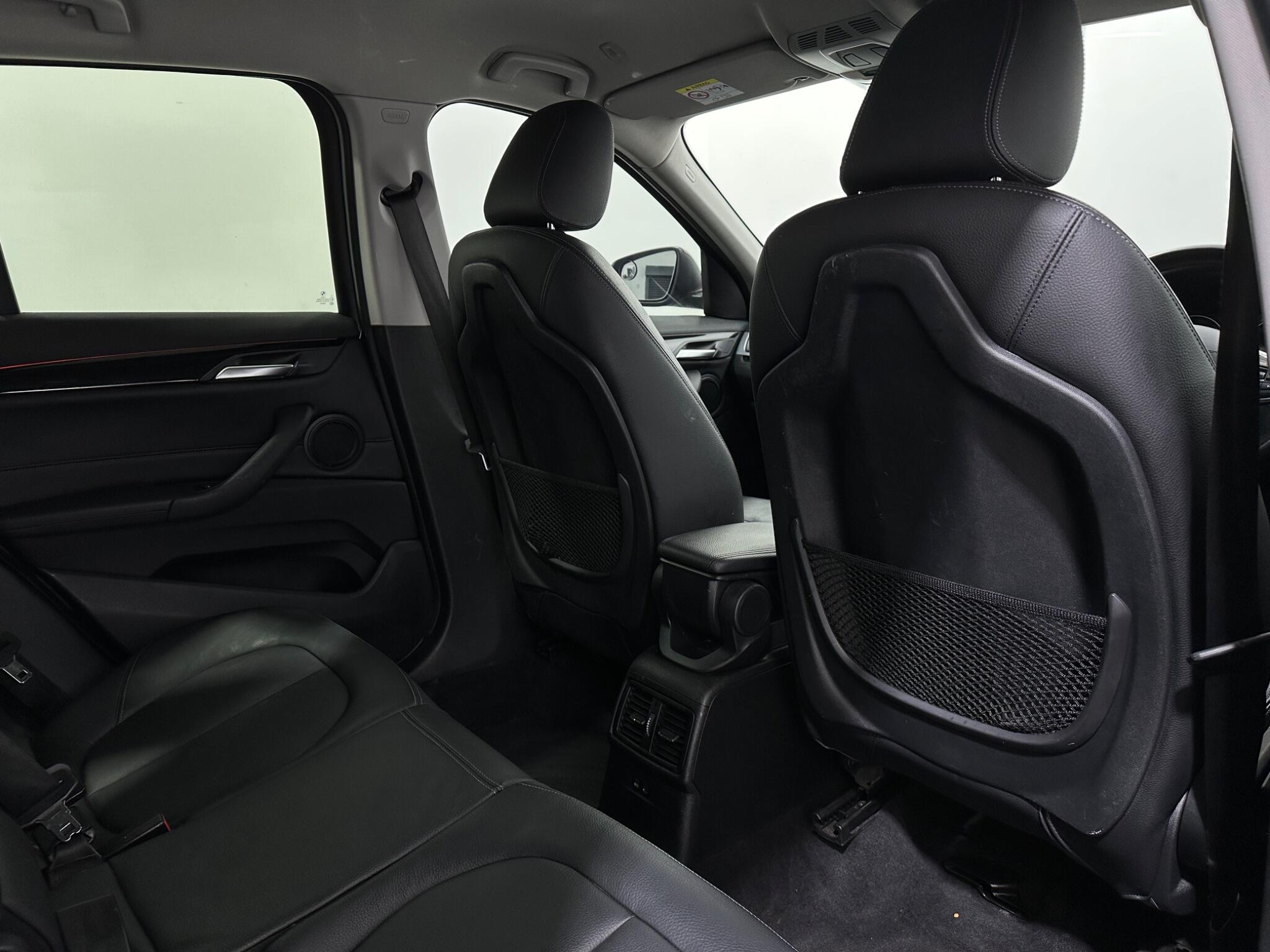 BMW X1 view 41