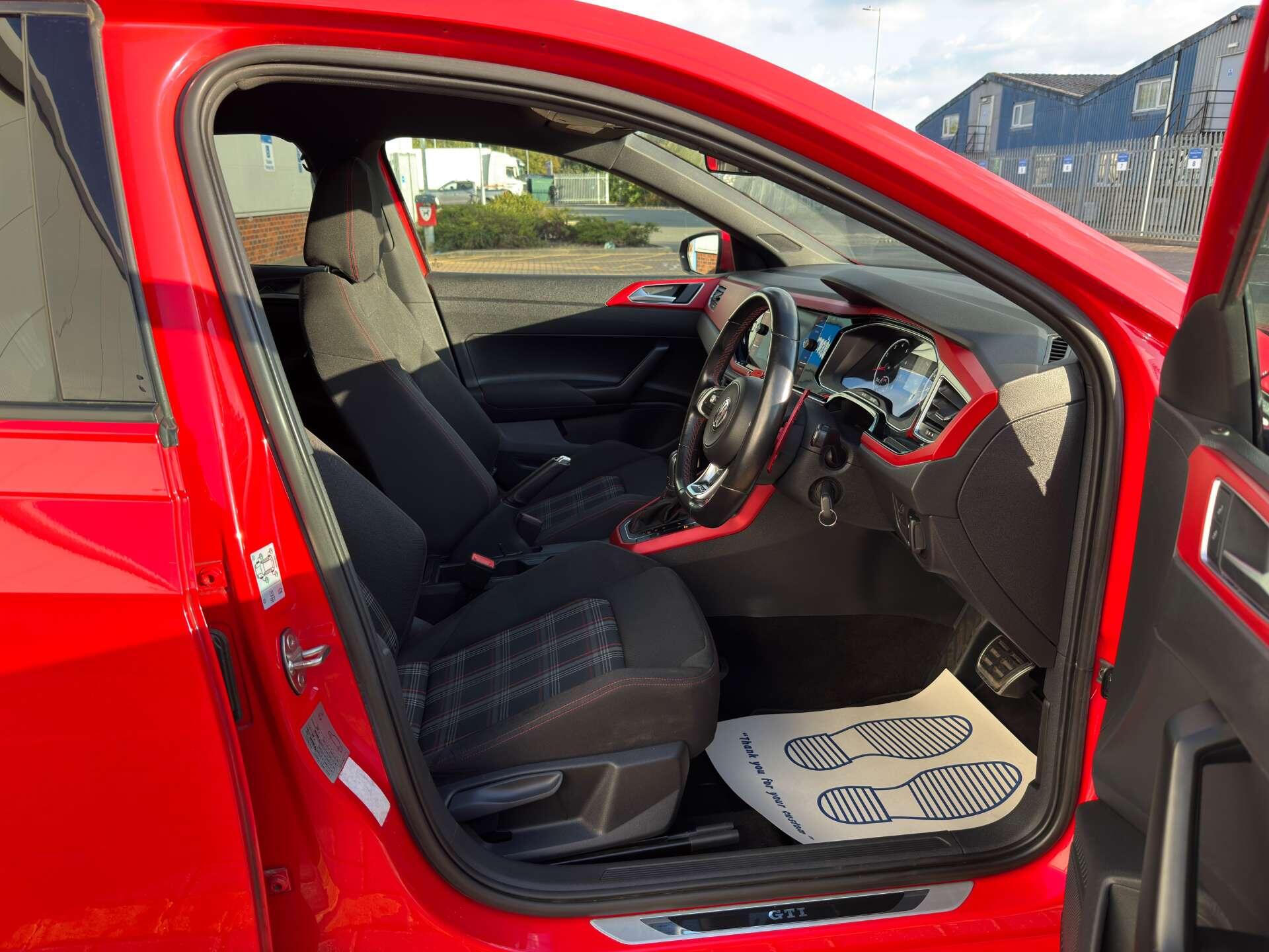 Volkswagen Polo view 31