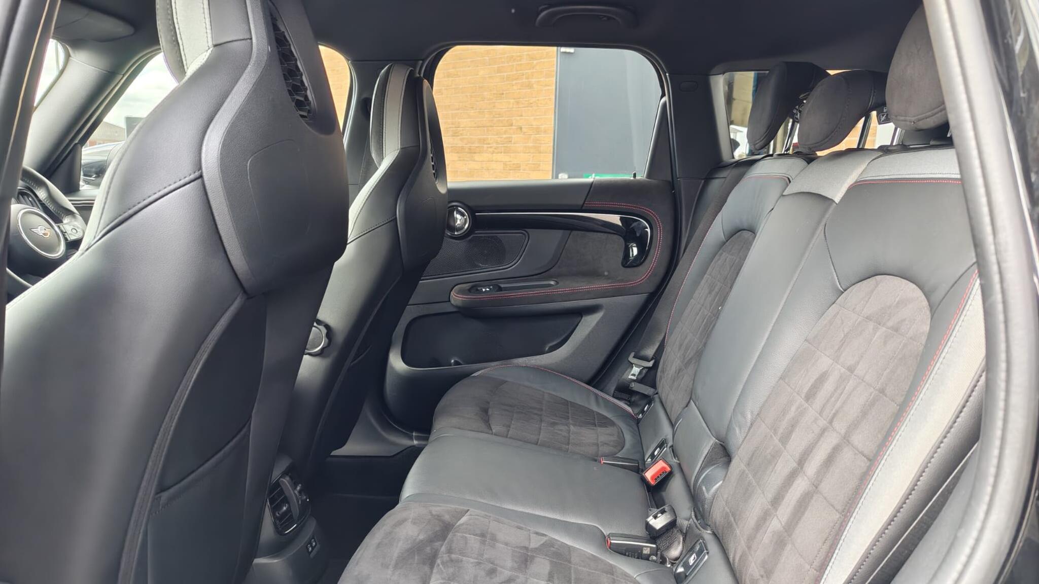 Mini Countryman view 23