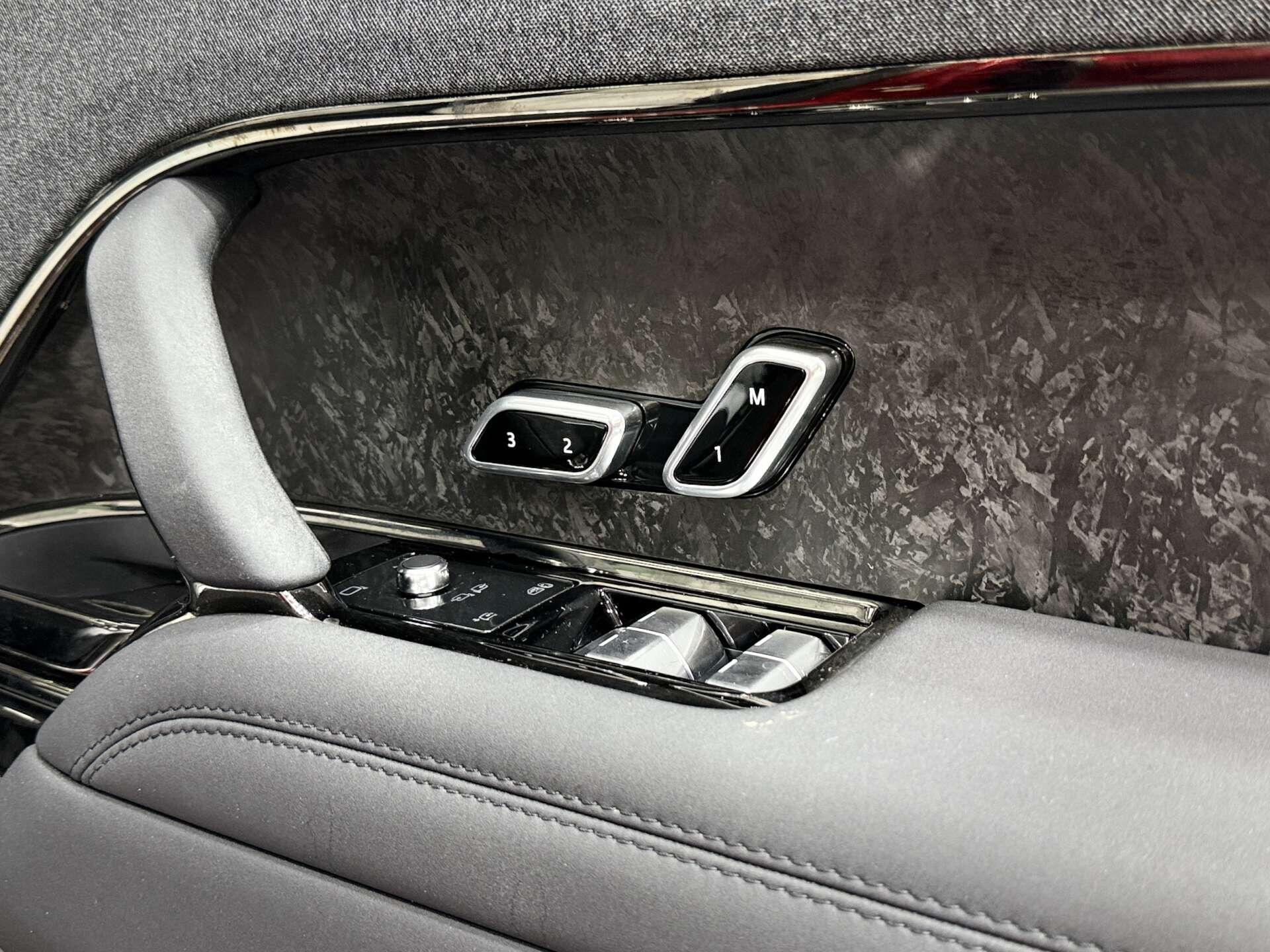 Land Rover Range Rover Sport view 41