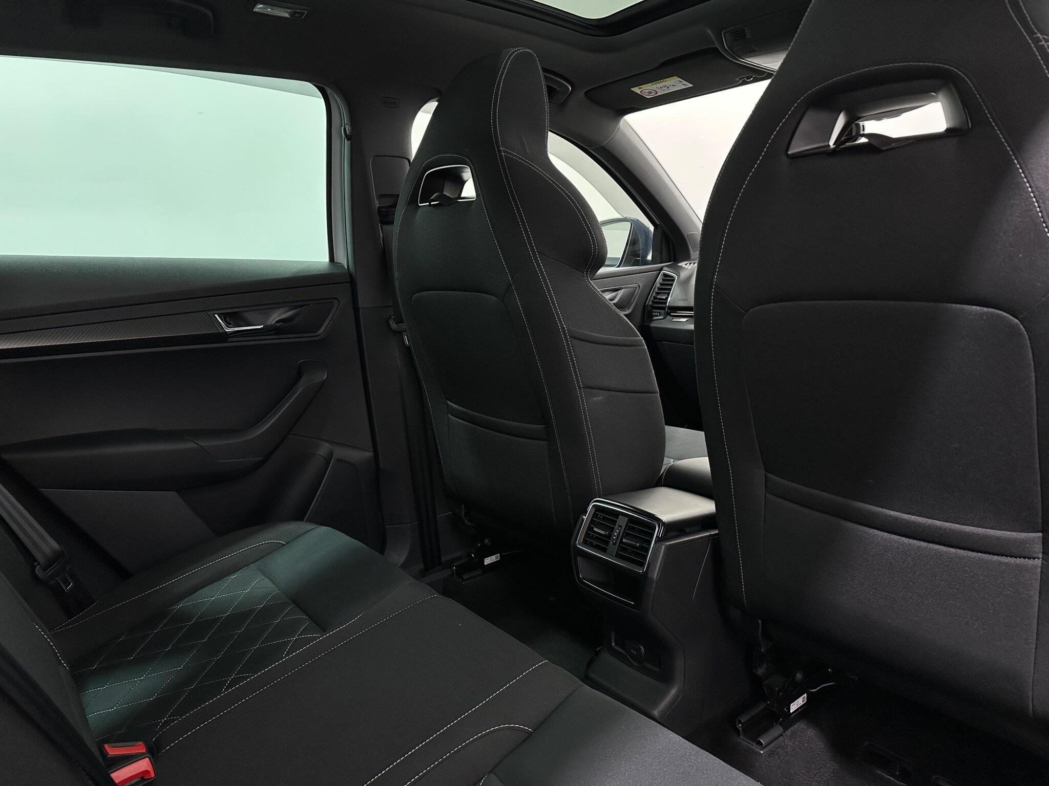 Skoda Karoq view 43