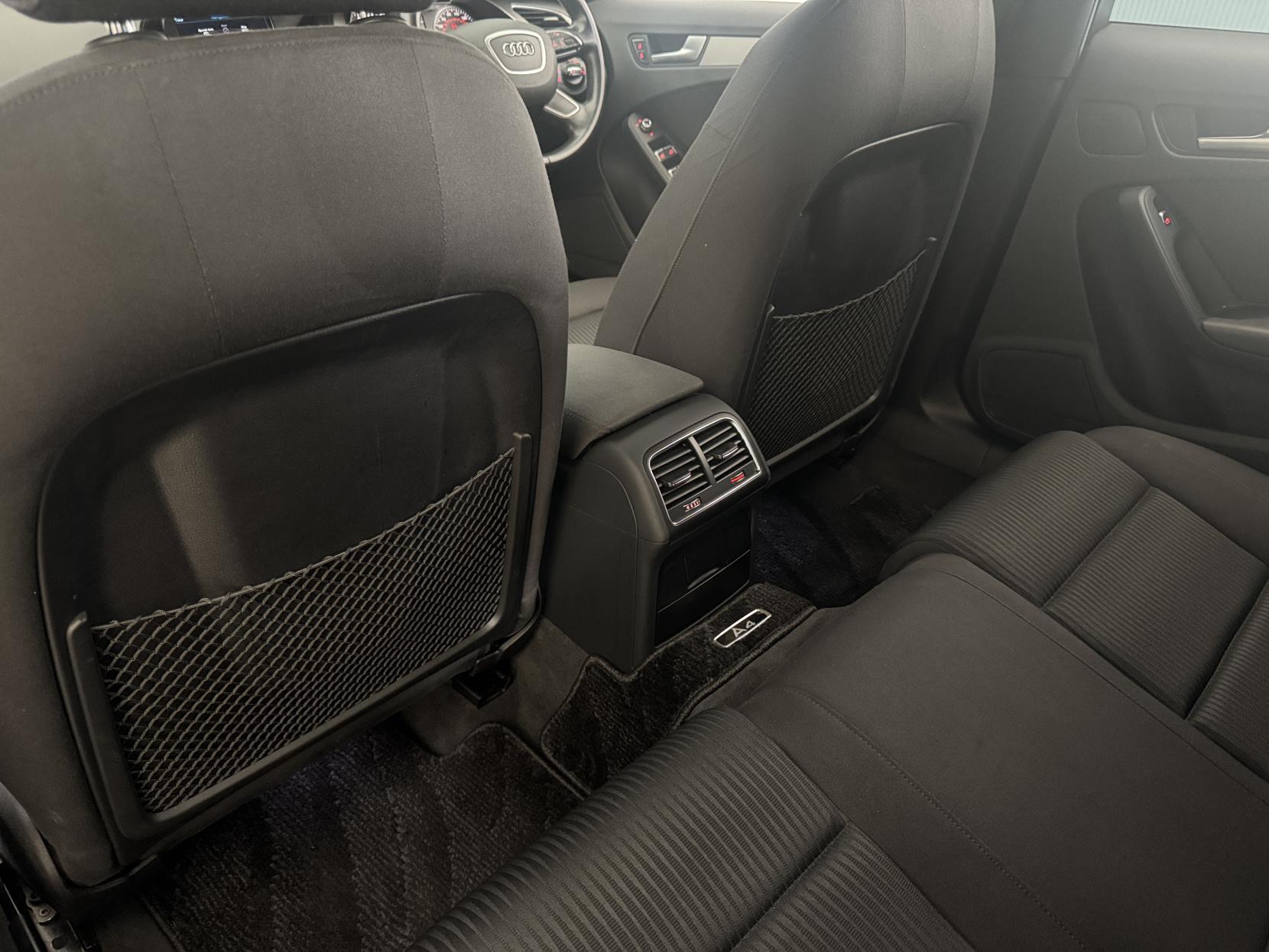 Audi A4 Avant view 56
