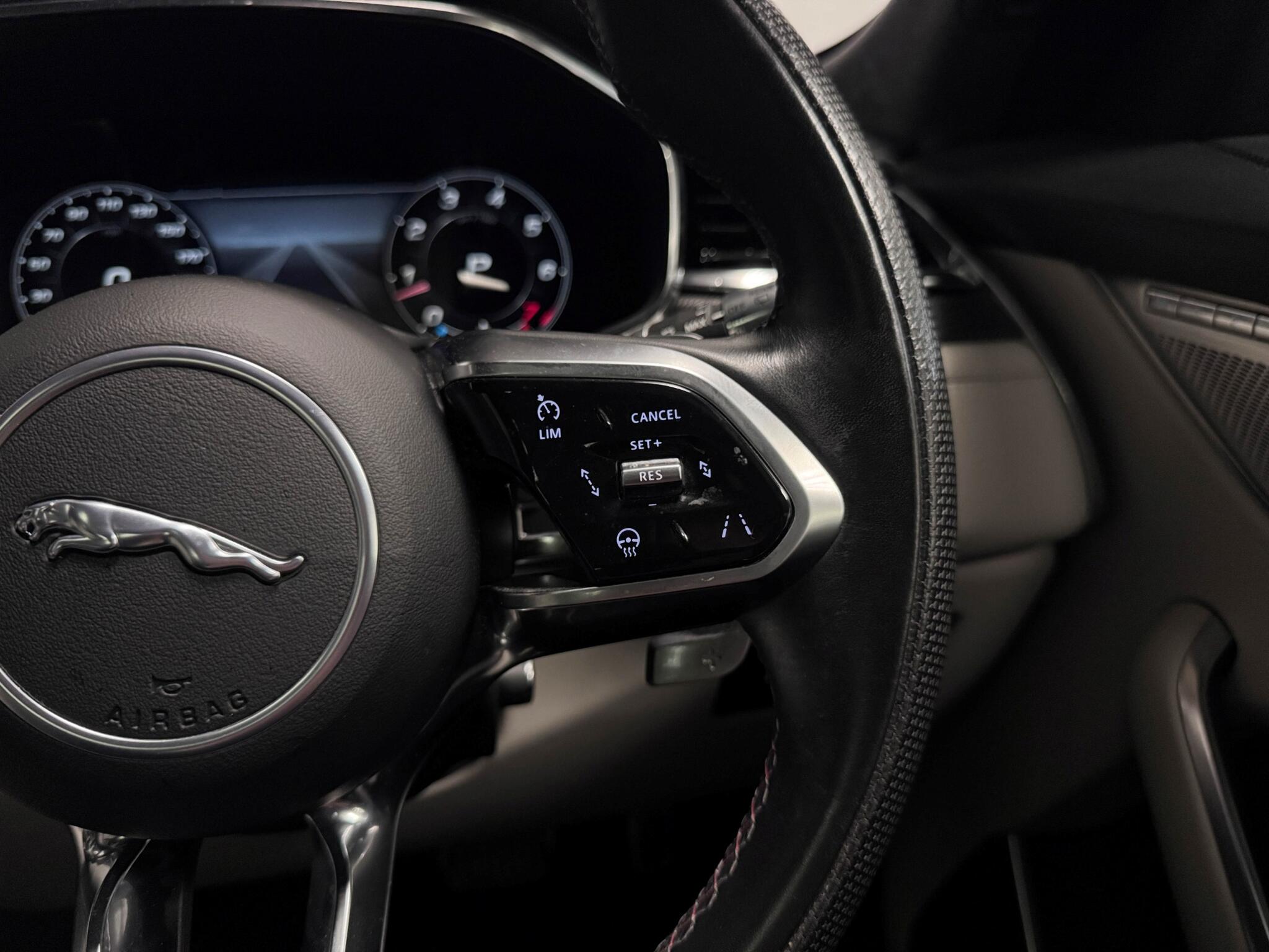 Jaguar F-Pace view 16