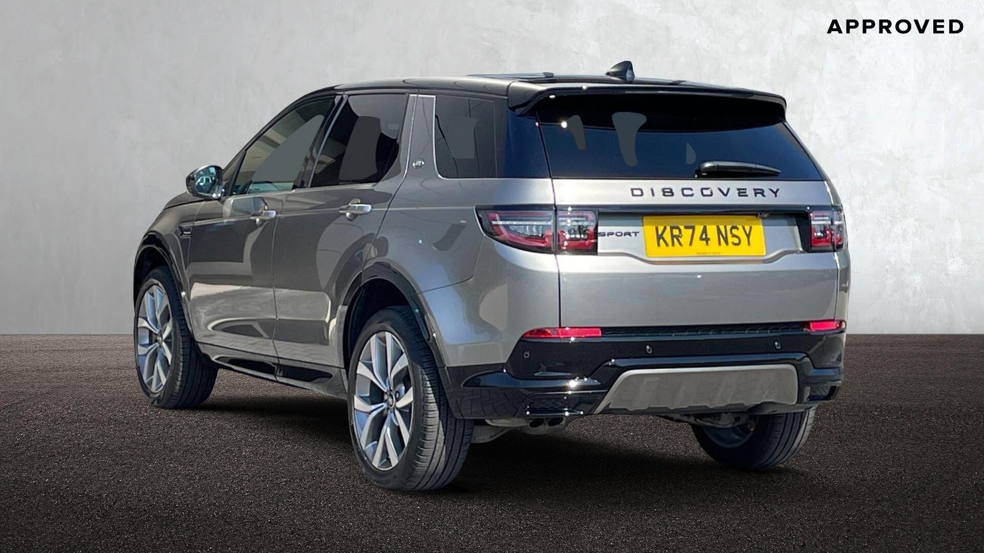 Land Rover Discovery Sport view 2