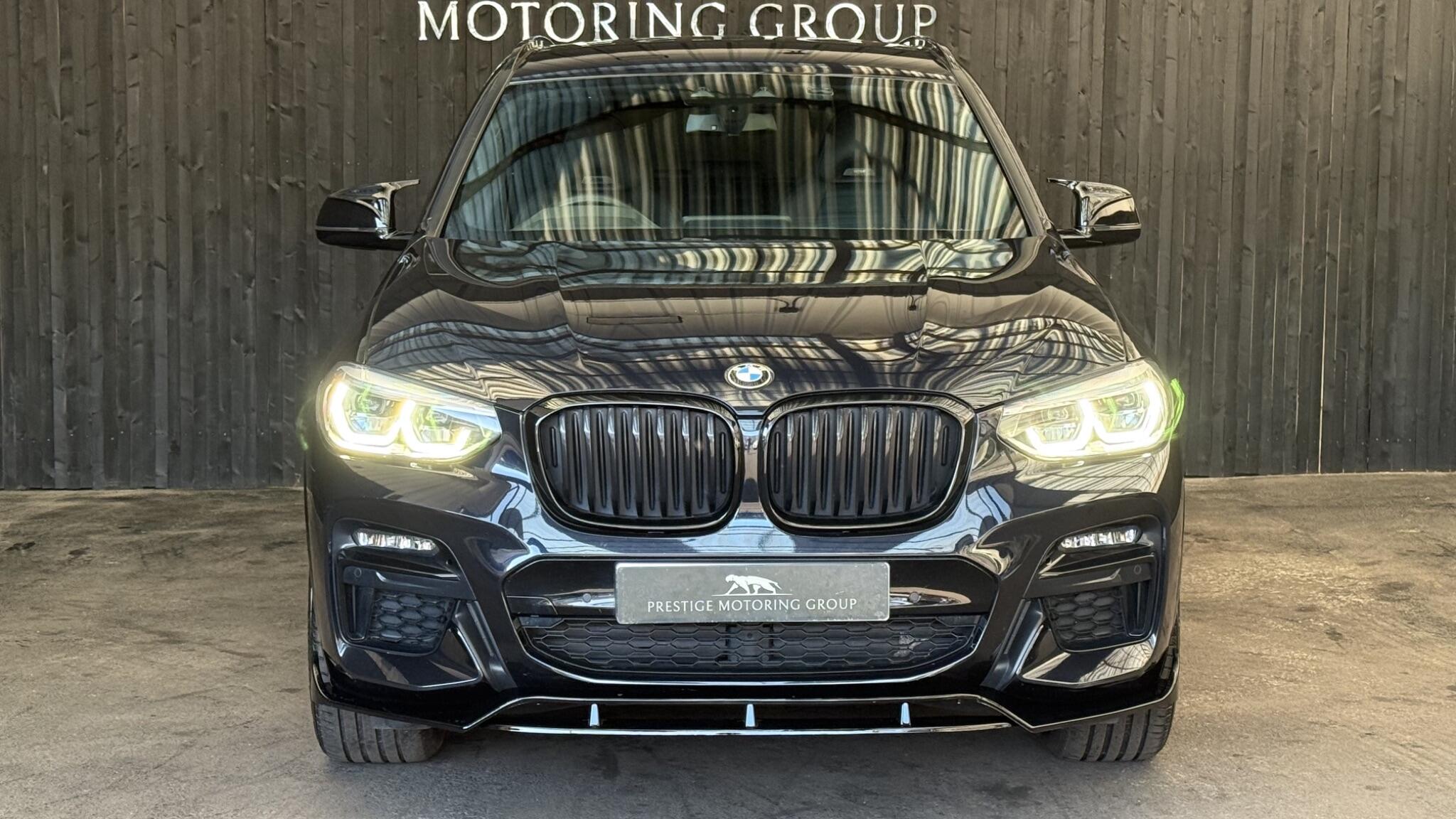 BMW X3 view 5