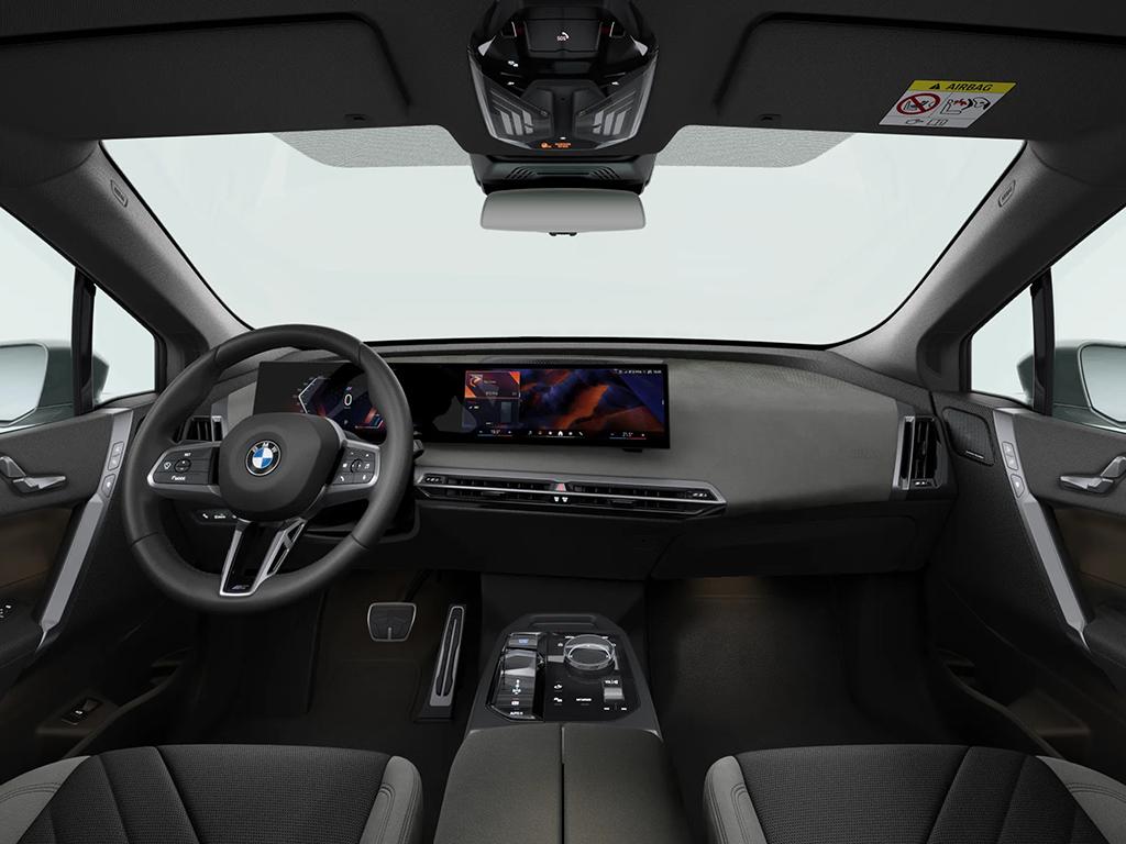 BMW Ix view 6
