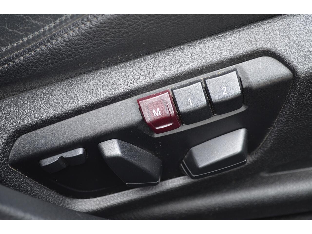 BMW 4 Series view 33