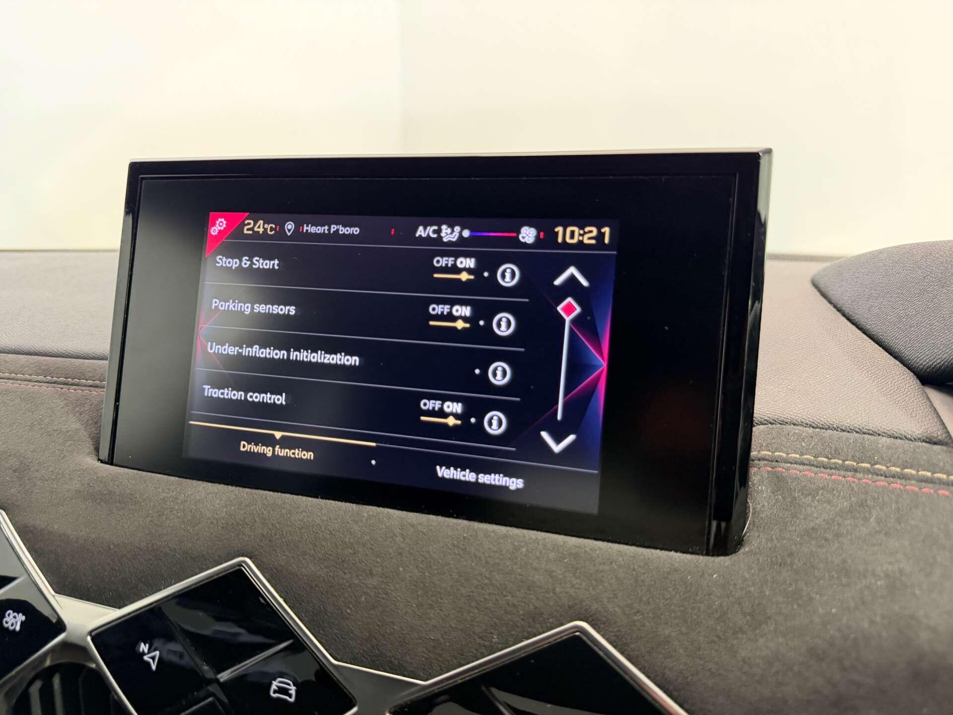 DS Automobiles DS 3 Crossback view 36