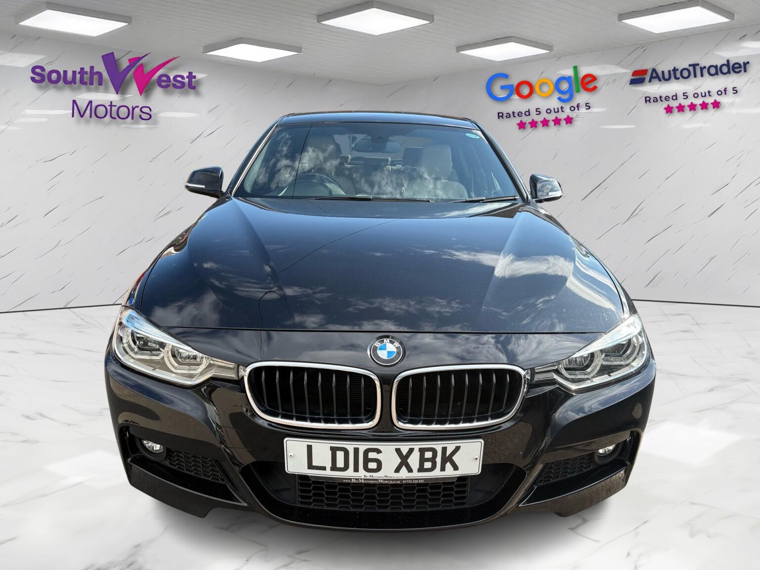 BMW 3 Series view 9