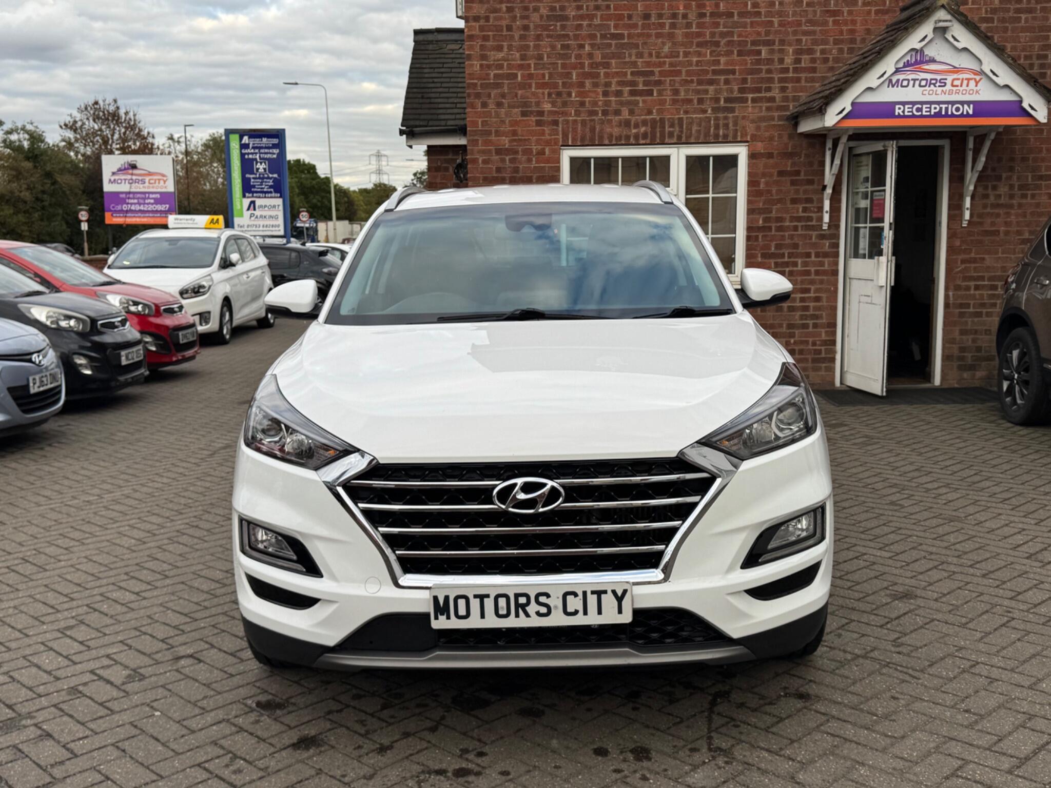 Hyundai Tucson view 3