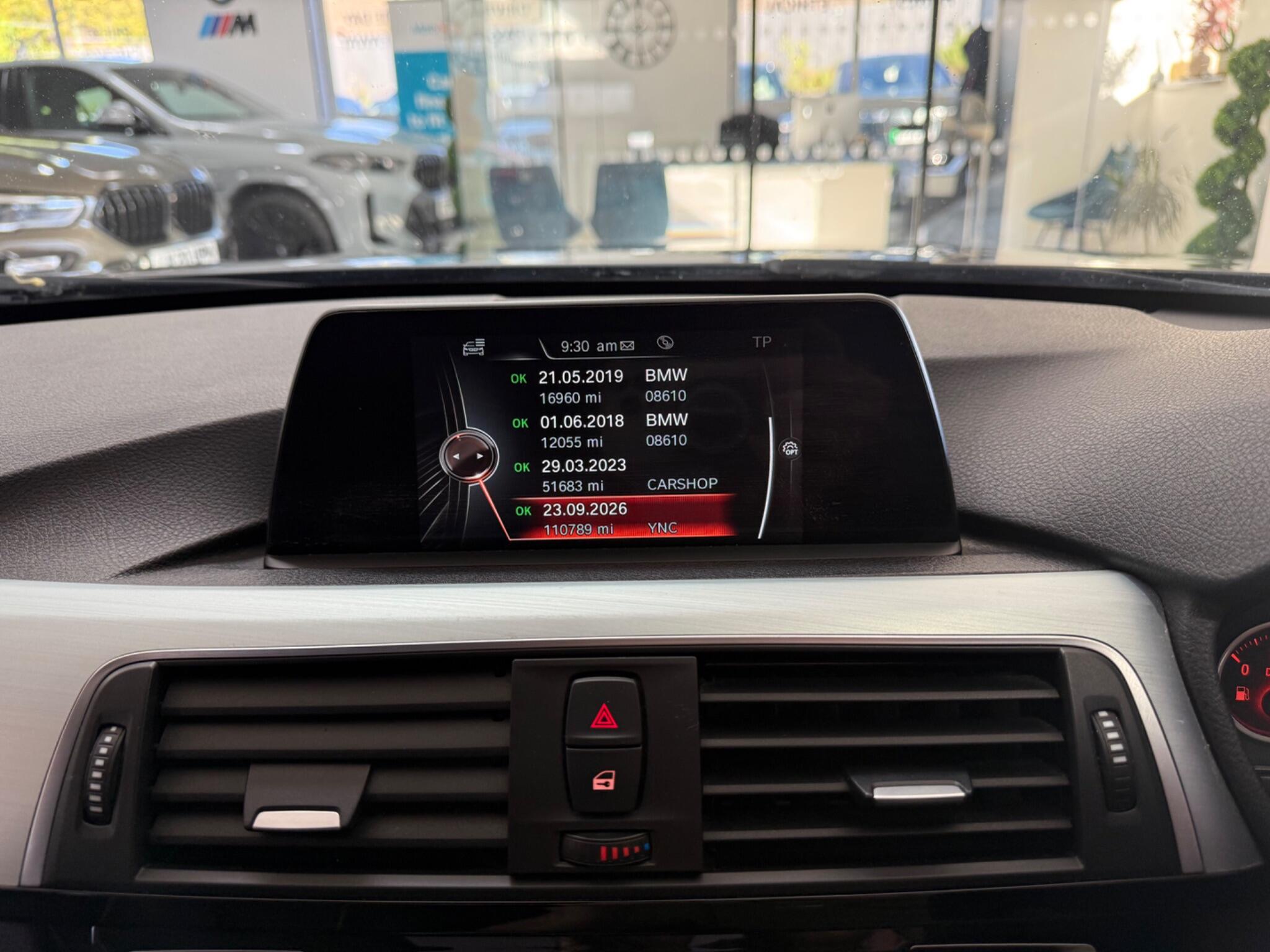 BMW 3 Series view 6