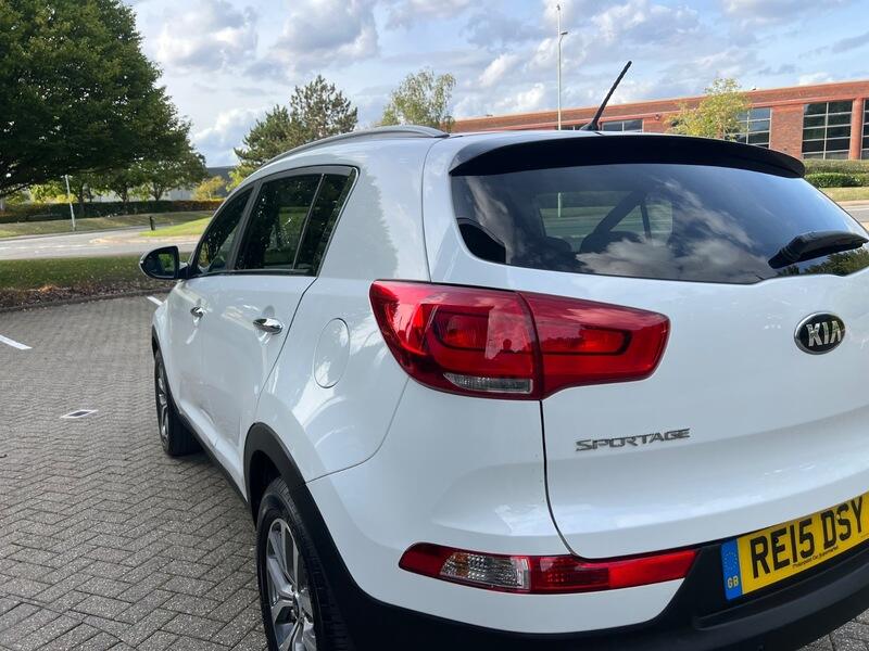 2015 Kia Sportage 1.7 CRDi EcoDynamics 2 2WD Euro 5 (s/s) 5dr • 20,853 miles image 12