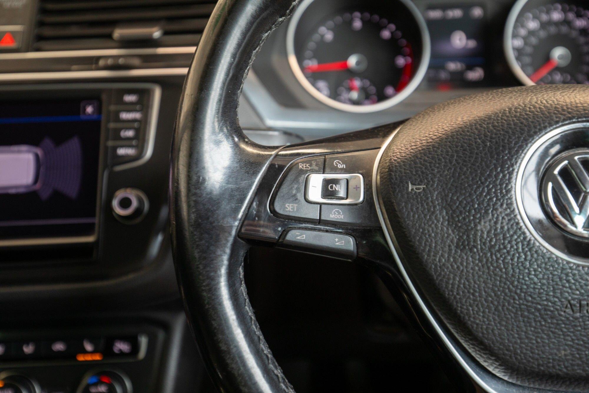 Volkswagen Tiguan view 17