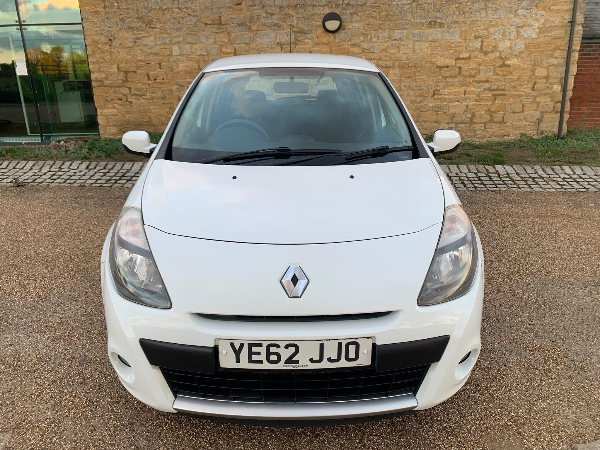 Renault Clio - Image 4