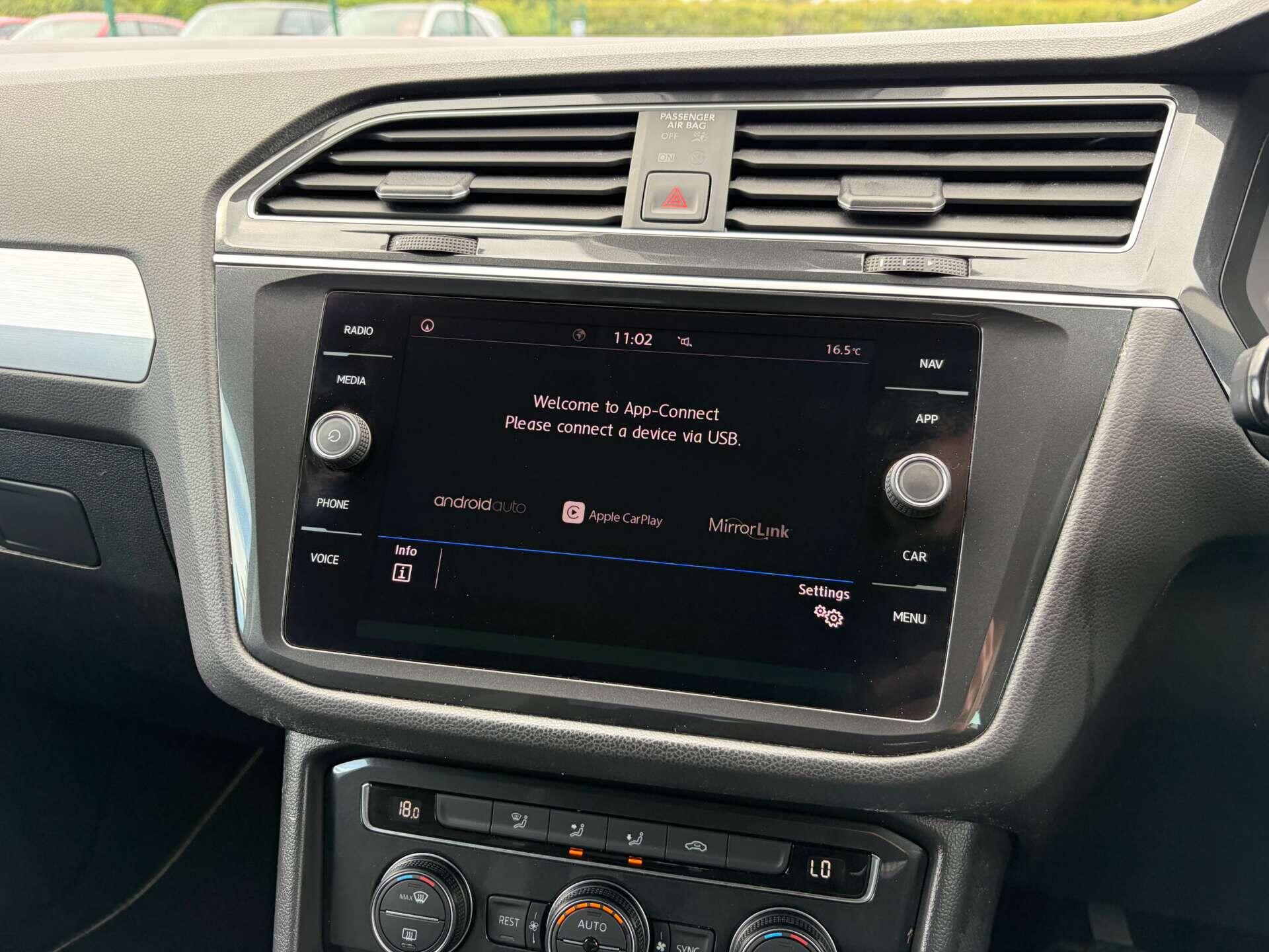 Volkswagen Tiguan view 57