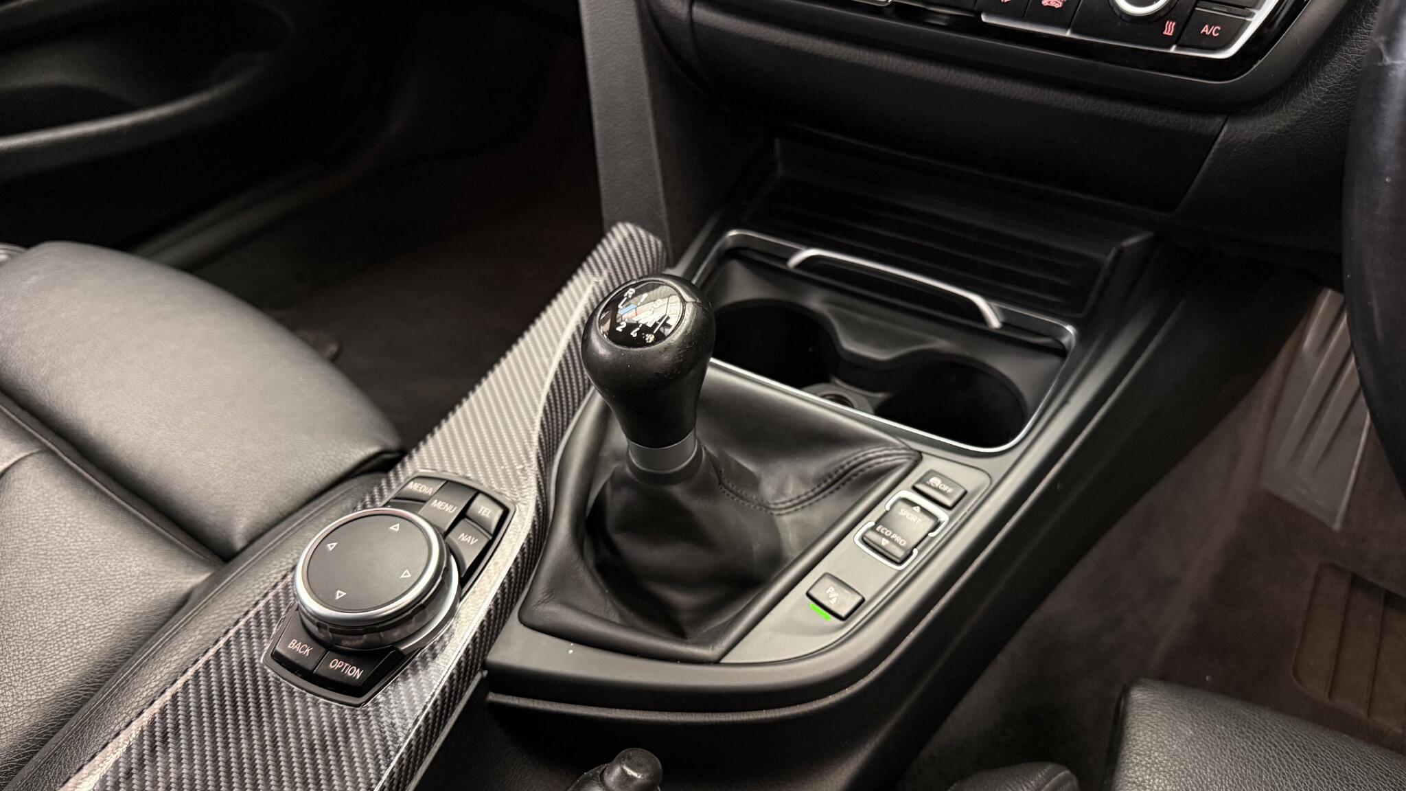 BMW 4 Series view 25