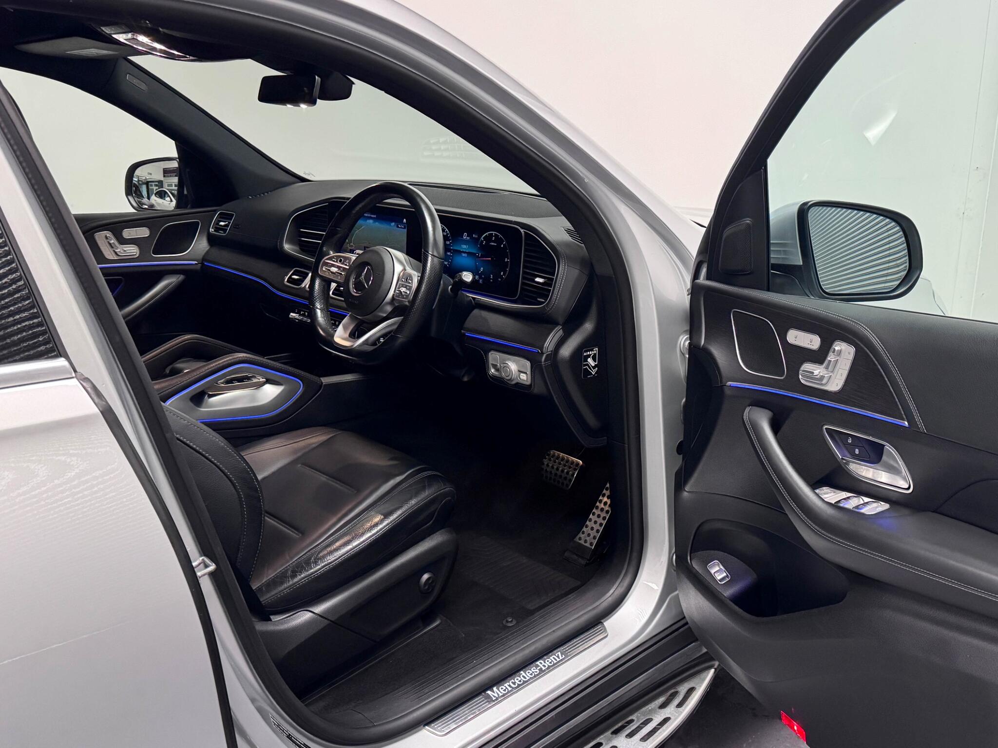 Mercedes-Benz Gle view 34