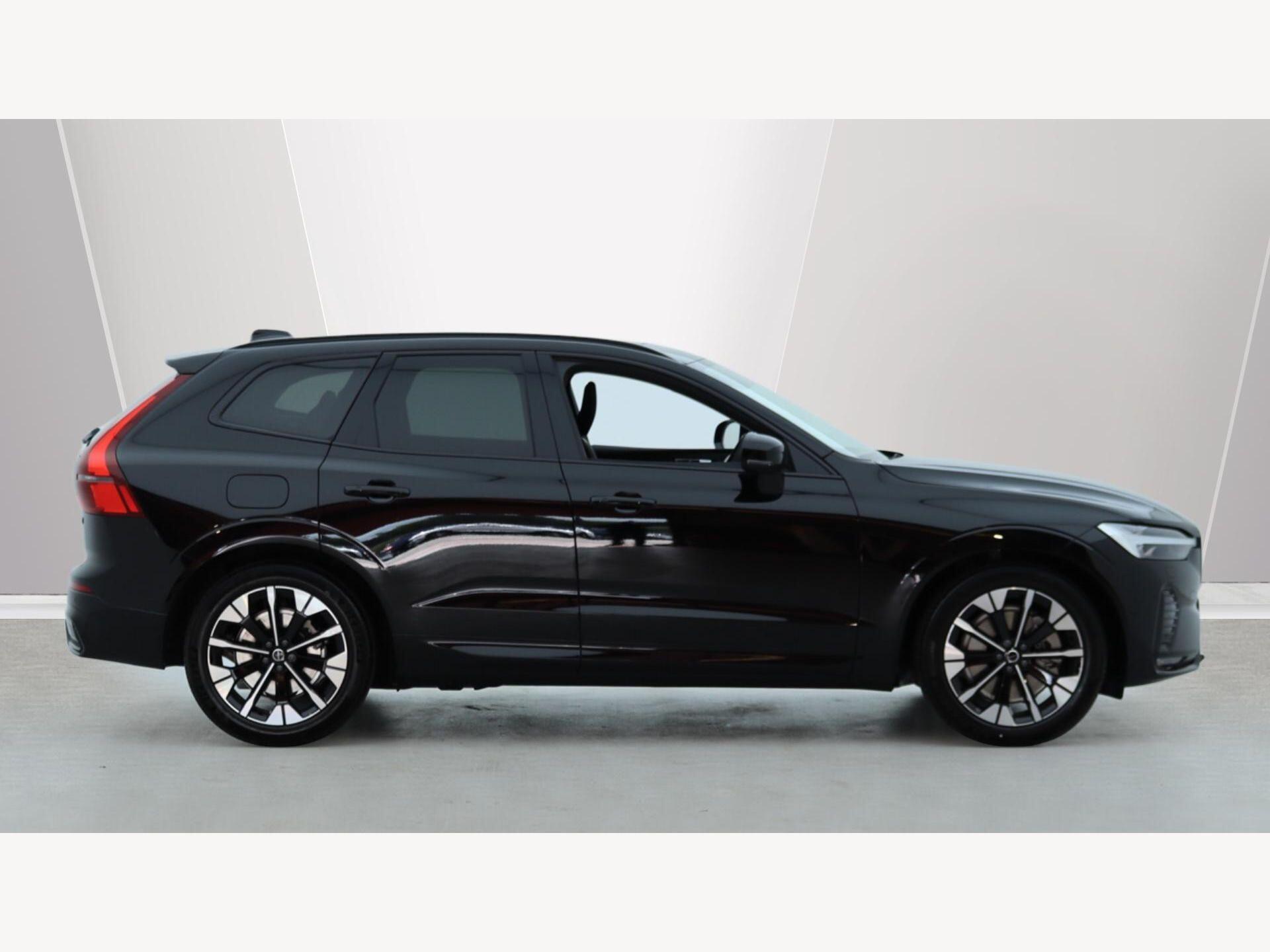 Volvo XC60 view 3