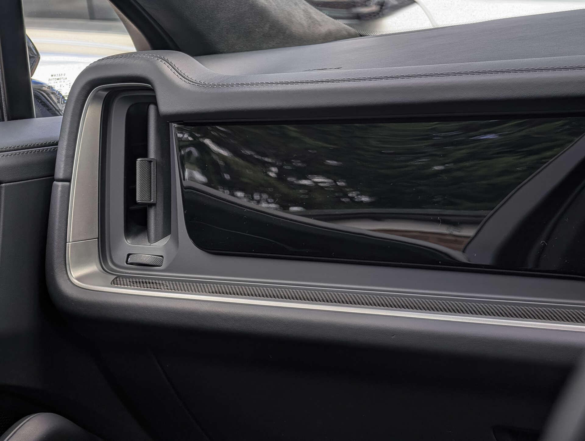 Porsche Cayenne view 49