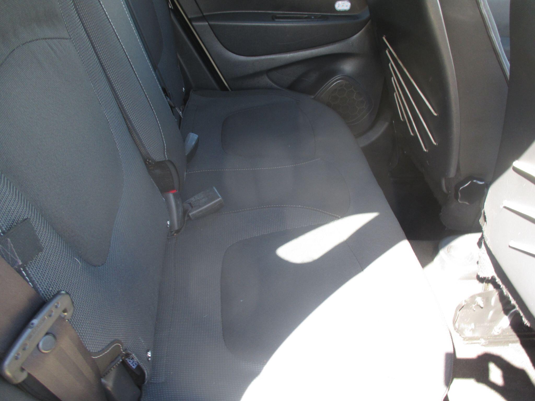 Renault Captur view 25