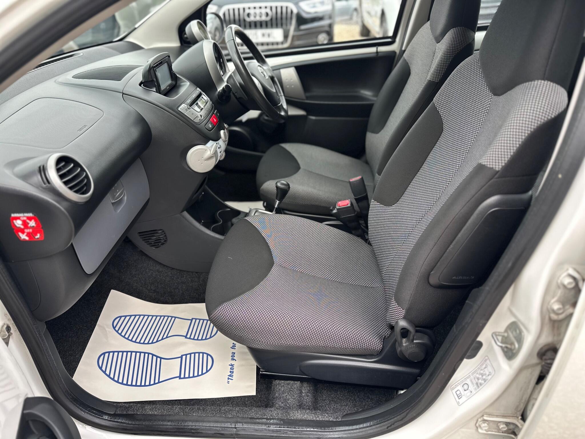 Toyota Aygo view 44