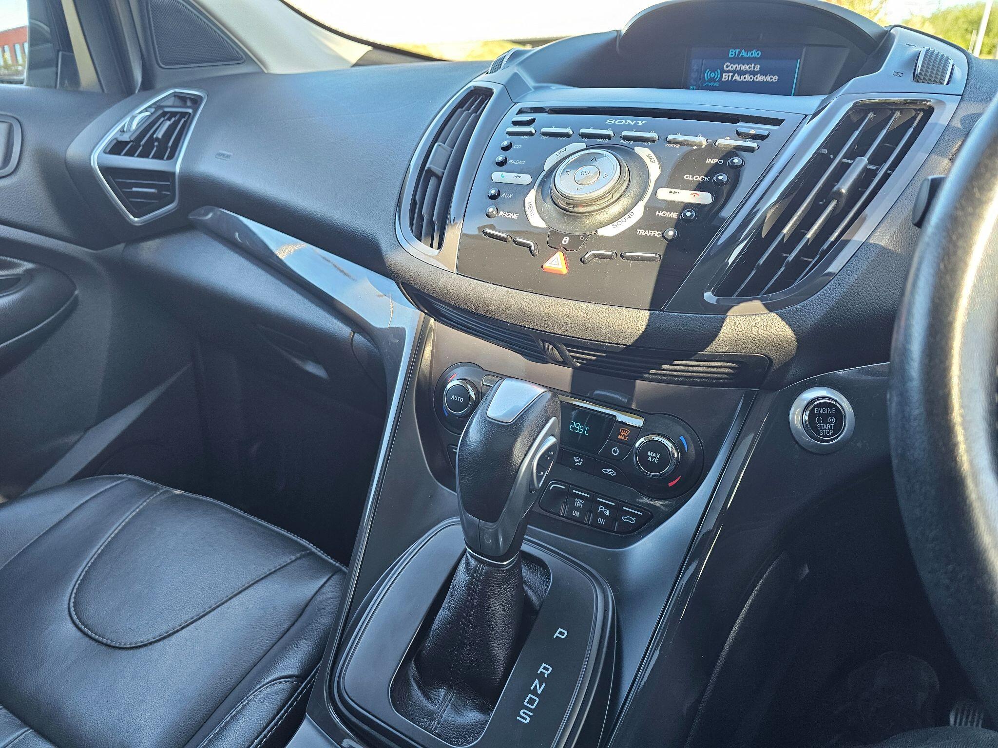 Ford Kuga view 31
