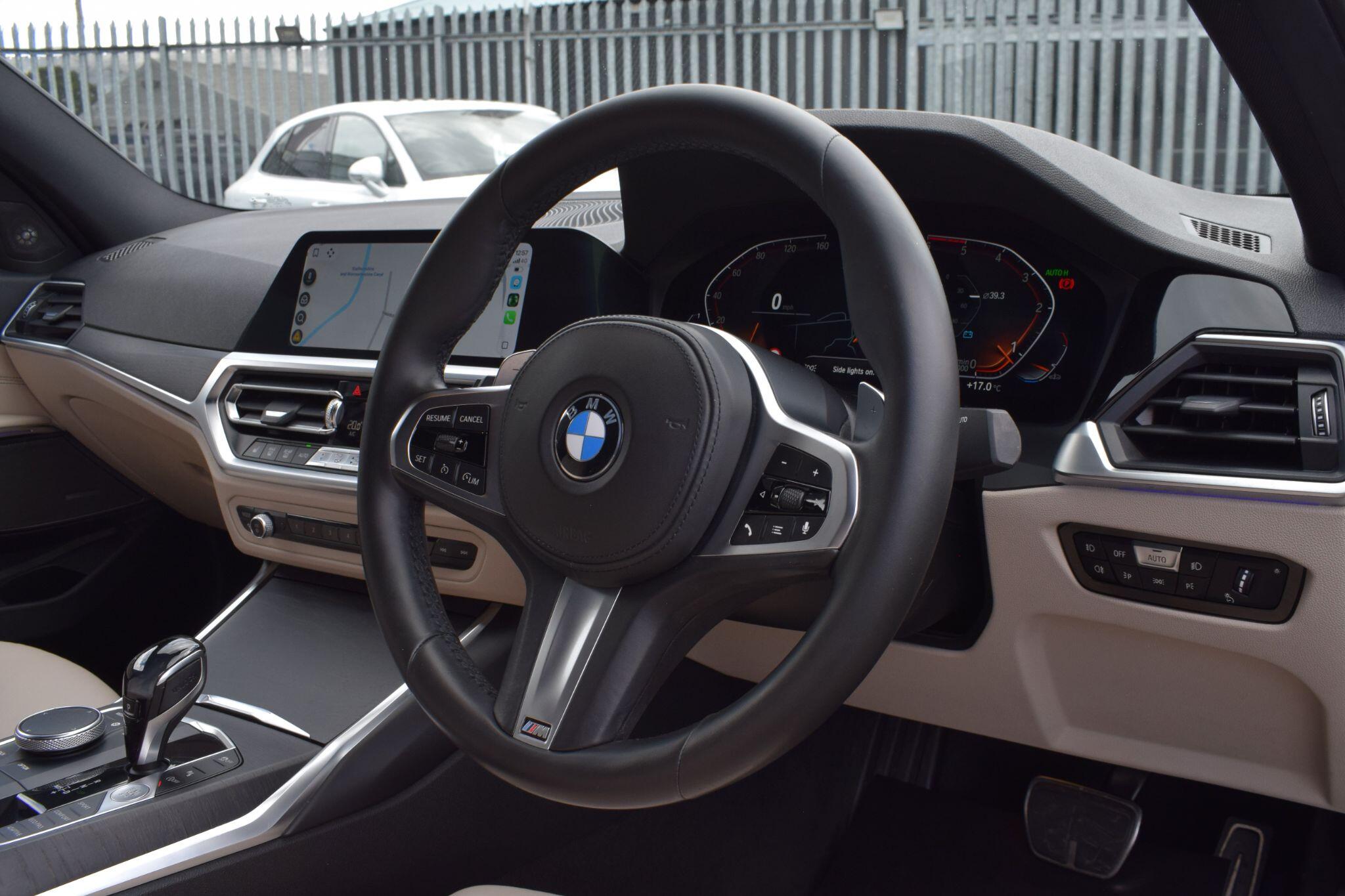 BMW 3 Series view 11
