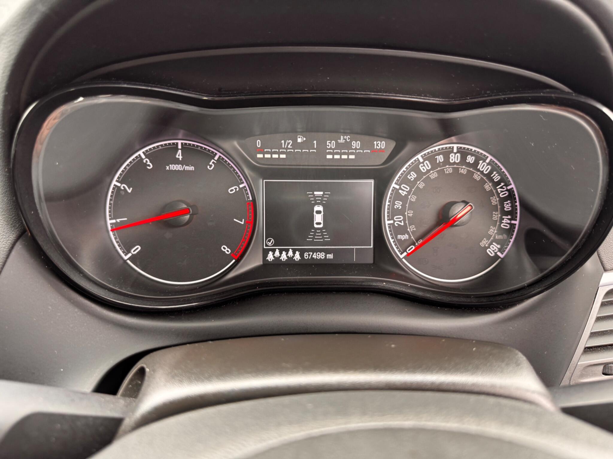 Vauxhall Zafira Tourer view 31