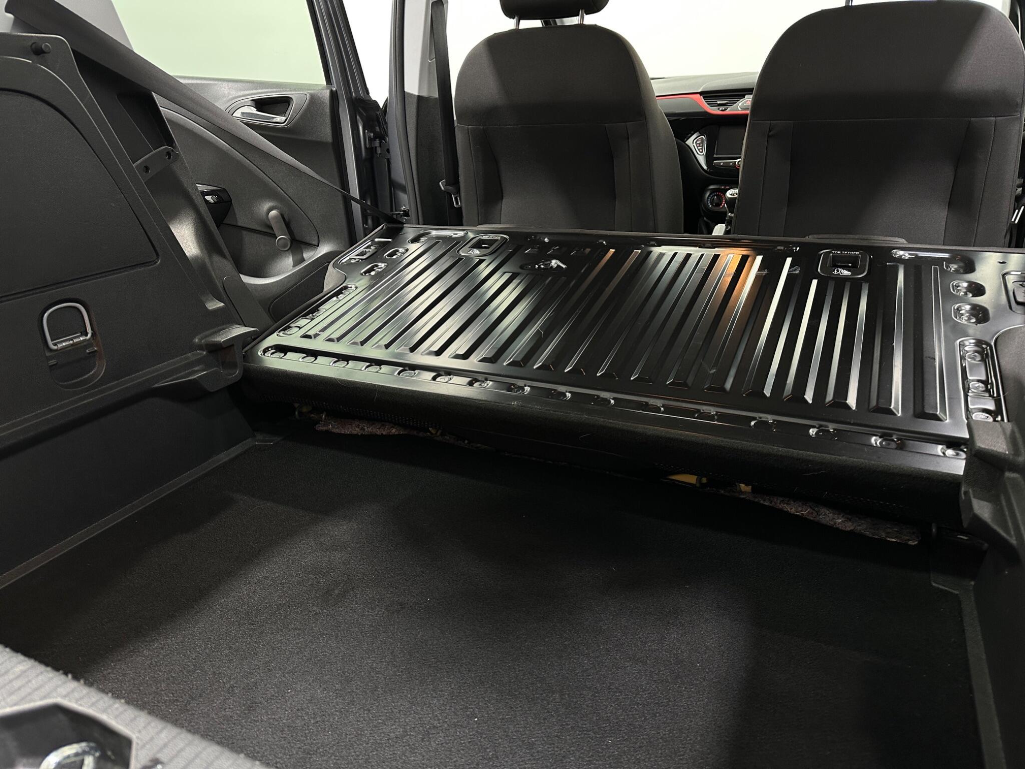 Vauxhall Corsa view 43