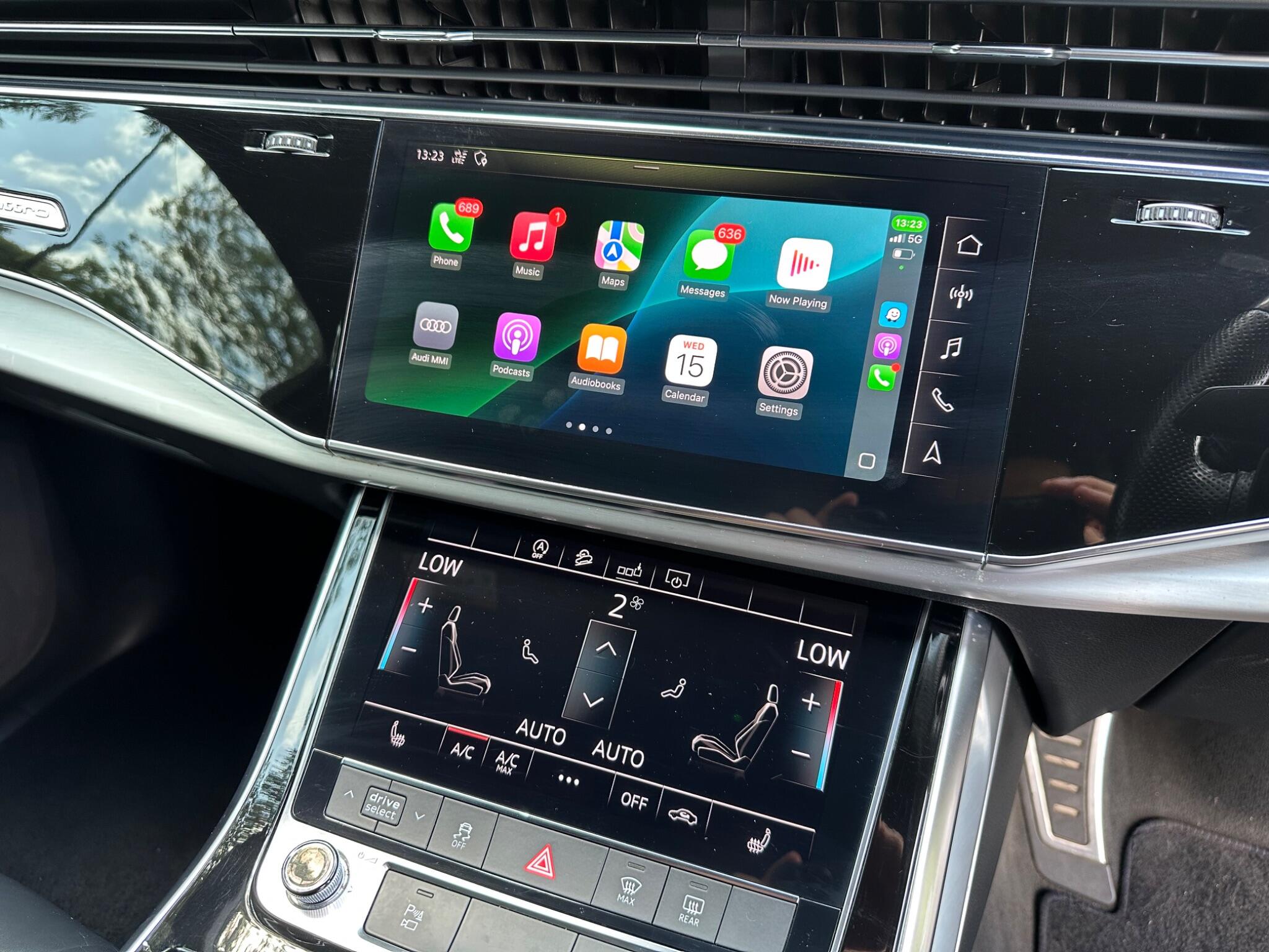 Audi SQ7 view 28
